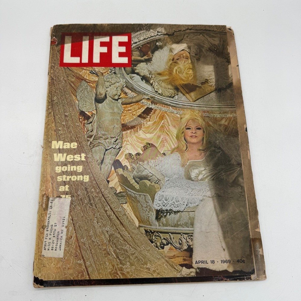 Vintage LIFE Magazine April 18 1969 Mae West Cover Feature Hollywood Legend‎